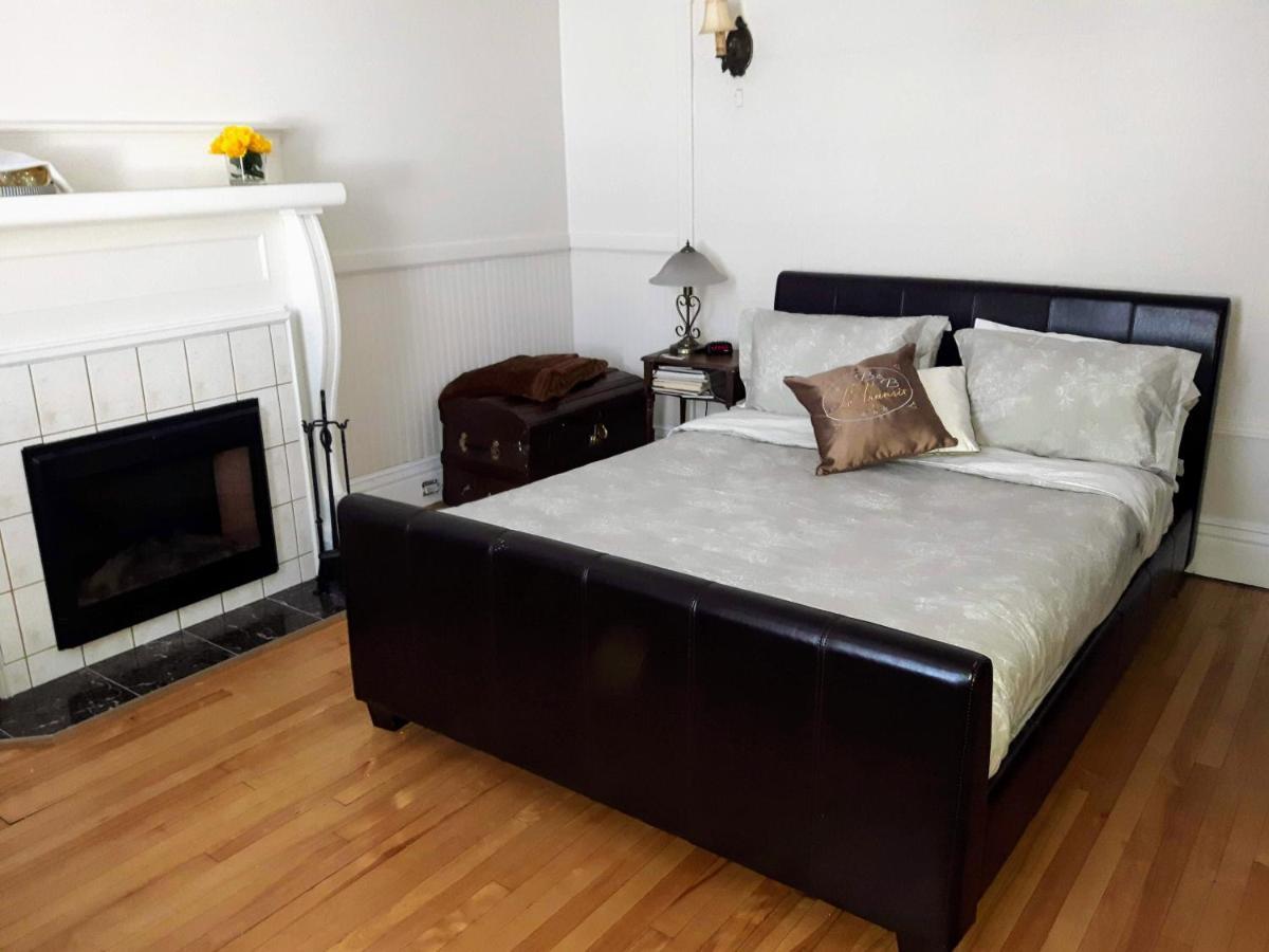 ケベックシティ B＆B ル トランジット Bed & Breakfast エクステリア 写真